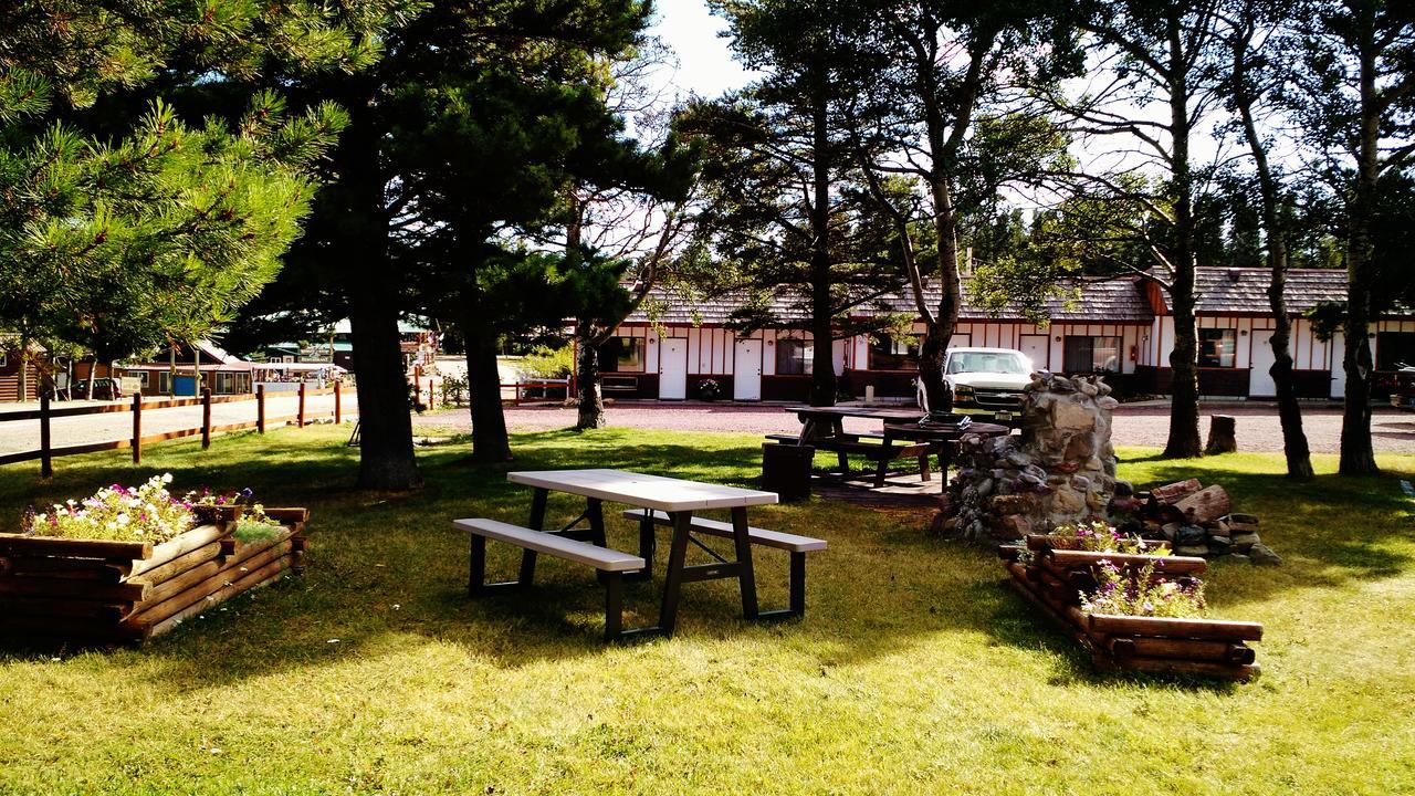 East Glacier Motel & Cabins East Glacier Park Village Luaran gambar
